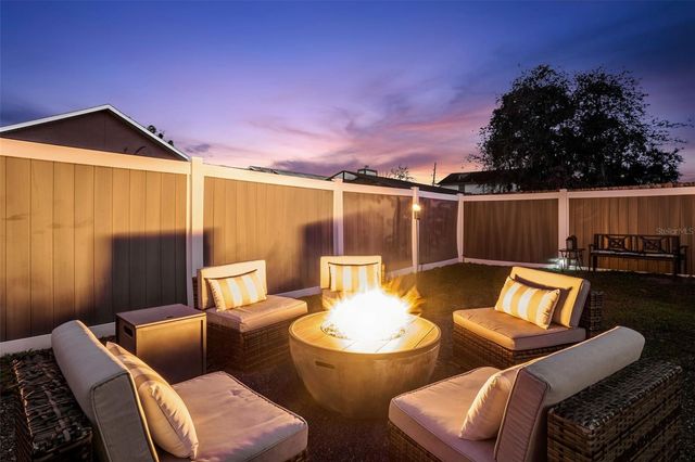 1405 PRAIRIE OAKS COURT, Ocoee, FL 34761