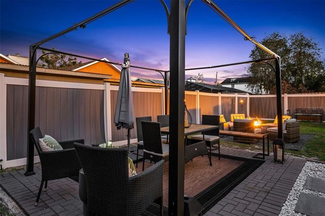 1405 PRAIRIE OAKS COURT, Ocoee, FL 34761