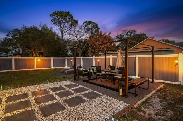 1405 PRAIRIE OAKS COURT, Ocoee, FL 34761