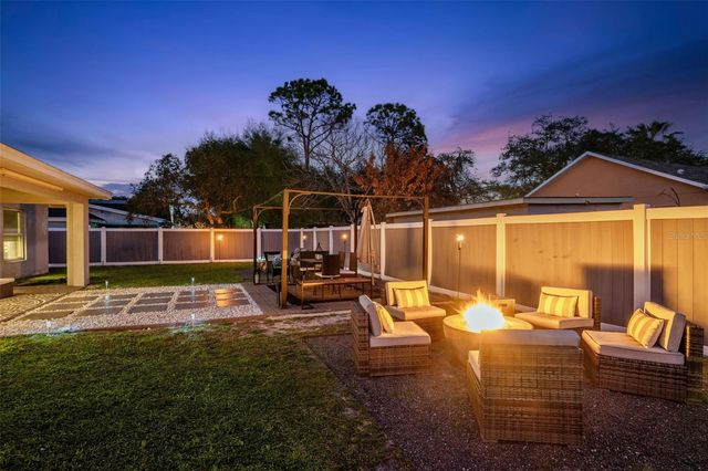 1405 PRAIRIE OAKS COURT, Ocoee, FL 34761