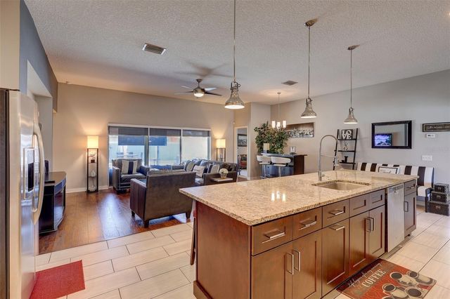 1405 PRAIRIE OAKS COURT, Ocoee, FL 34761