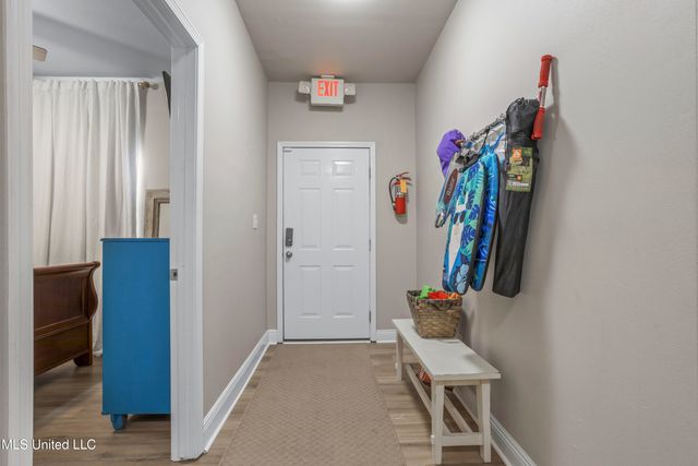 1705 Government Street, Ocean Springs, MS 39564