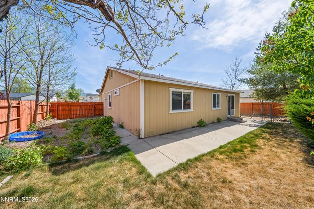 17617 Grand Valley Court, Reno, NV 89508