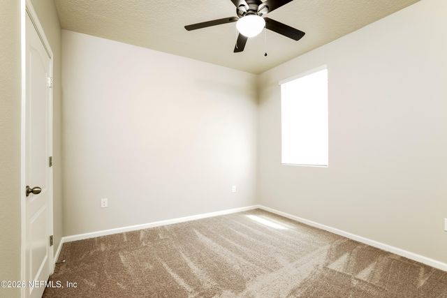 2090 PEBBLE POINT Drive, Green Cove Springs, FL 32043