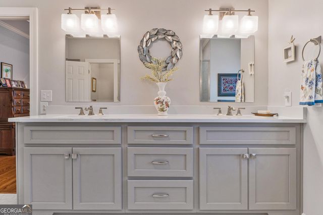 204 Carriage Way, Macon, GA 31210