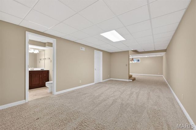 1645 Mason Knoll Road, Town And Country, MO 63131