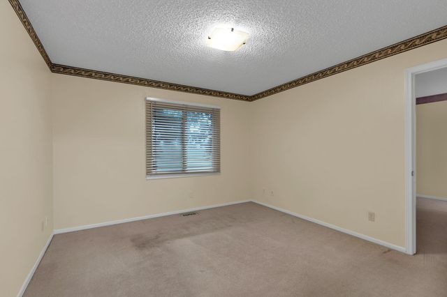 1340 S Greenwich, Wichita, KS 67207
