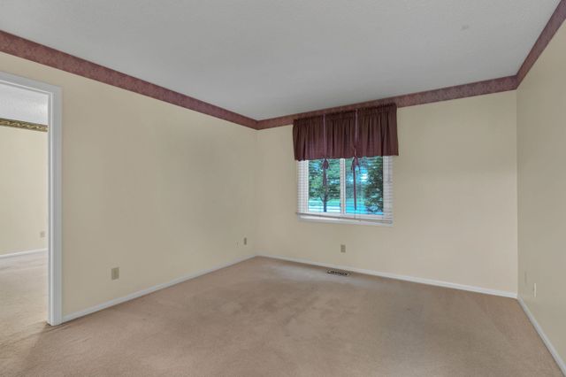 1340 S Greenwich, Wichita, KS 67207