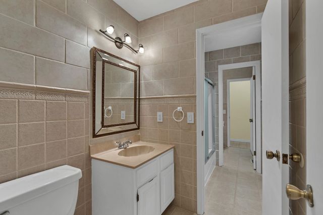 1340 S Greenwich, Wichita, KS 67207