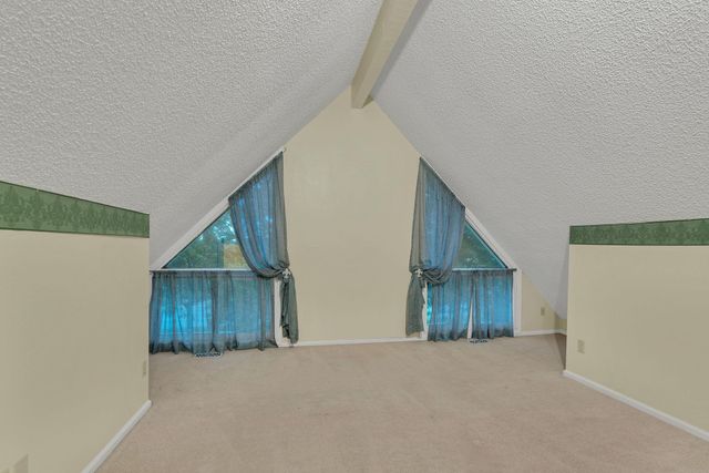 1340 S Greenwich, Wichita, KS 67207