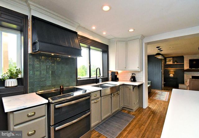 119 COLONIAL DR, Perkiomenville, PA 18074