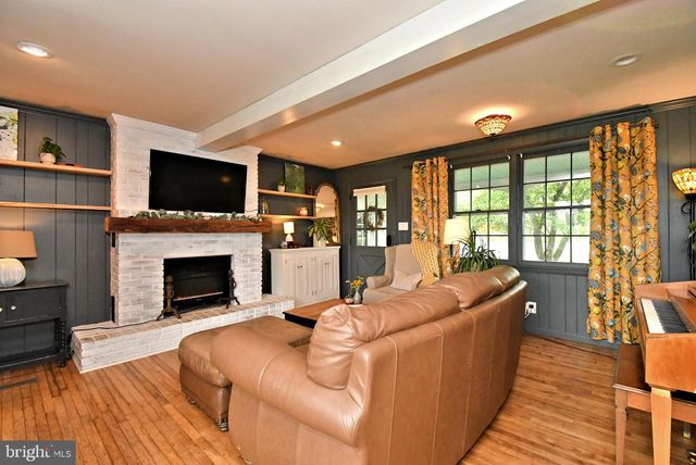 119 COLONIAL DR, Perkiomenville, PA 18074