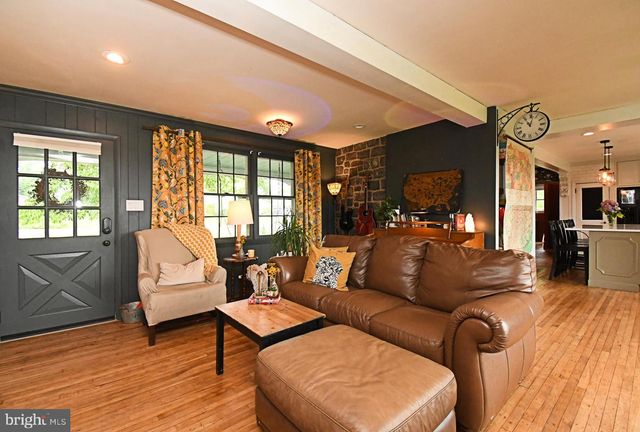 119 COLONIAL DR, Perkiomenville, PA 18074
