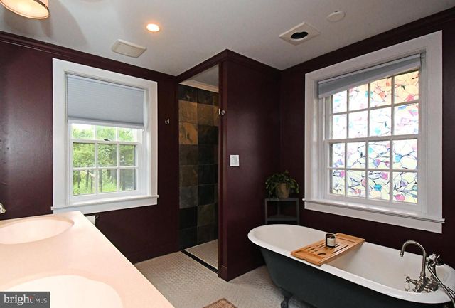 119 COLONIAL DR, Perkiomenville, PA 18074