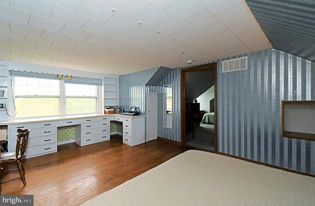 119 COLONIAL DR, Perkiomenville, PA 18074
