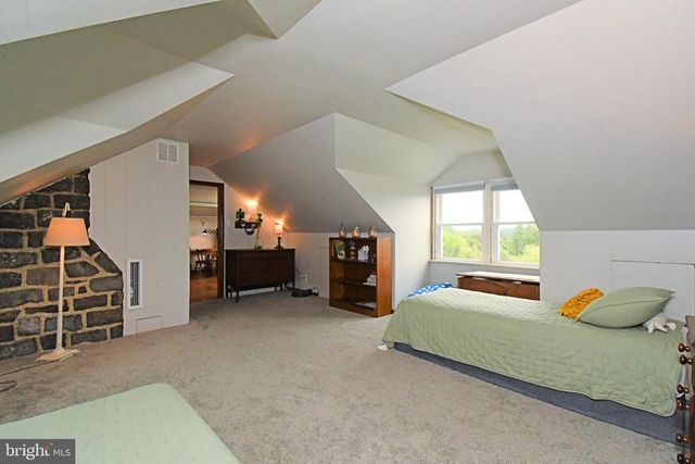 119 COLONIAL DR, Perkiomenville, PA 18074