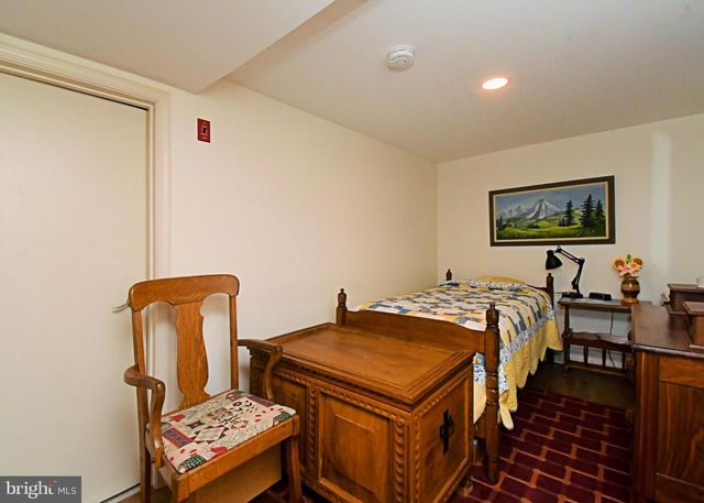 119 COLONIAL DR, Perkiomenville, PA 18074