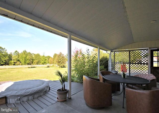 119 COLONIAL DR, Perkiomenville, PA 18074