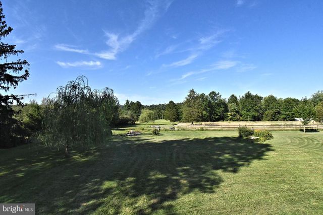 119 COLONIAL DR, Perkiomenville, PA 18074