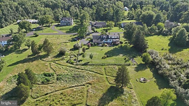 119 COLONIAL DR, Perkiomenville, PA 18074