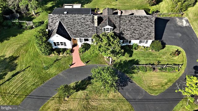 119 COLONIAL DR, Perkiomenville, PA 18074