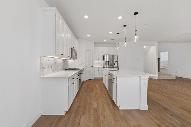 240 Harbors LN, Leander, TX 78641