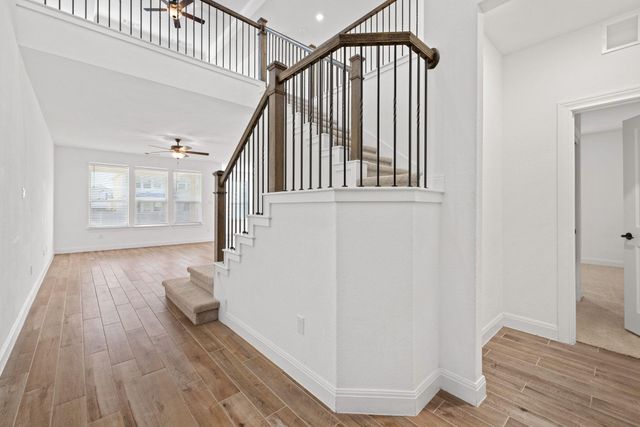 240 Harbors LN, Leander, TX 78641