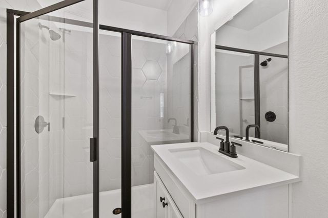 240 Harbors LN, Leander, TX 78641