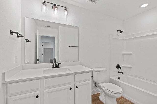 240 Harbors LN, Leander, TX 78641