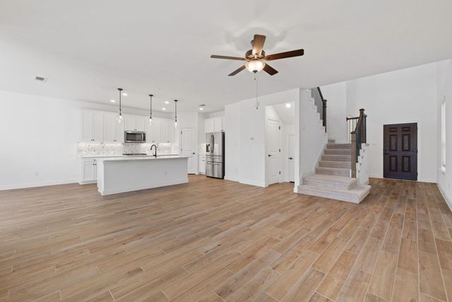 240 Harbors LN, Leander, TX 78641