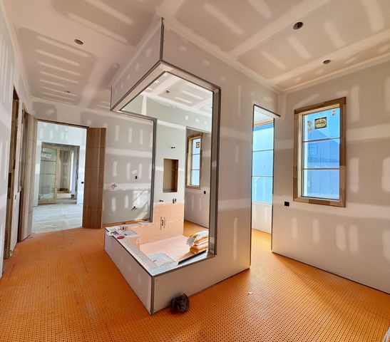 8102 Turning Point Dr, Brentwood, TN 37027