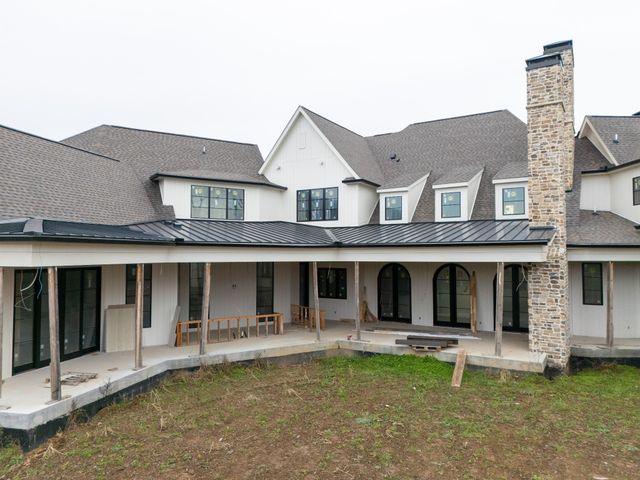 8102 Turning Point Dr, Brentwood, TN 37027