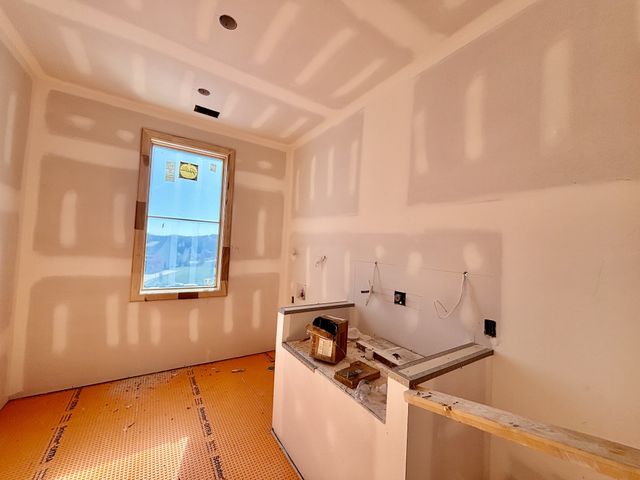 8102 Turning Point Dr, Brentwood, TN 37027