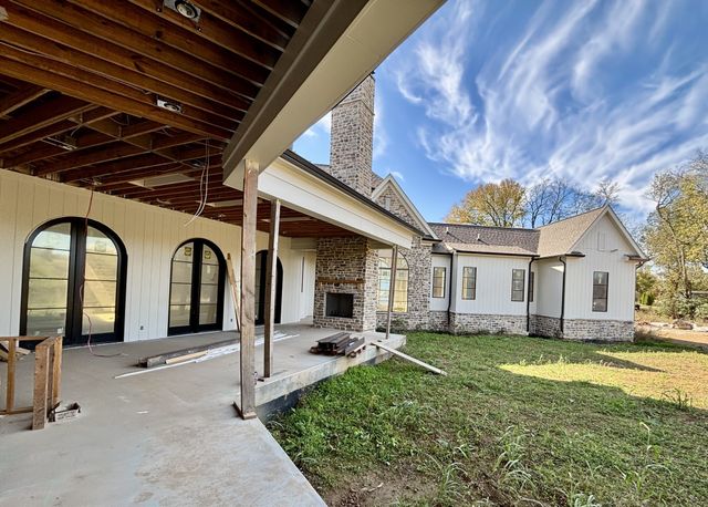 8102 Turning Point Dr, Brentwood, TN 37027