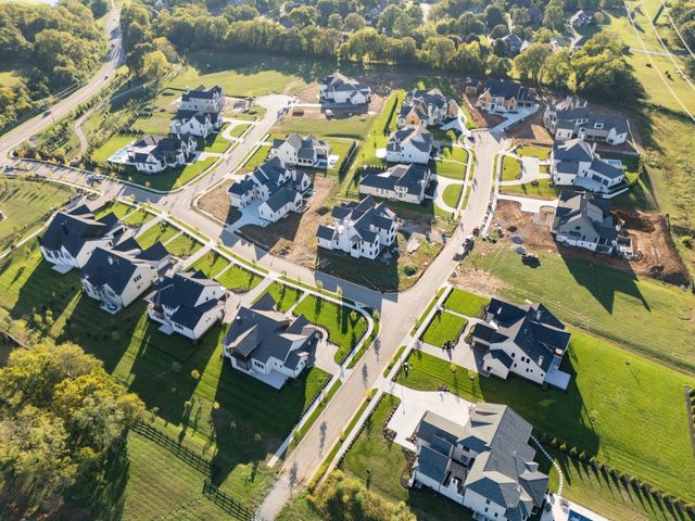 8102 Turning Point Dr, Brentwood, TN 37027