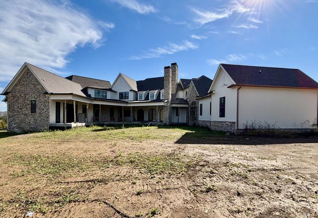 8102 Turning Point Dr, Brentwood, TN 37027