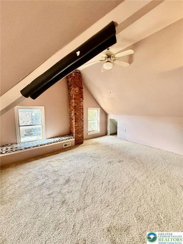 512 Walnut Street, Nazareth Boro, PA 18064