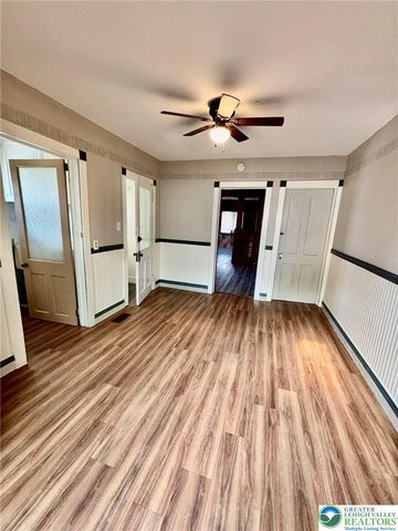 512 Walnut Street, Nazareth Boro, PA 18064