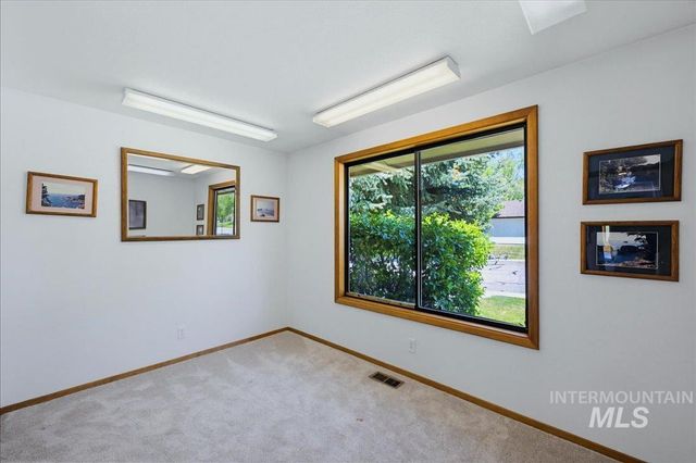 6507 W Summer Hill Drive, Boise, ID 83714