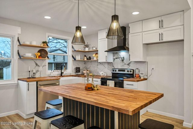 1601 Birch Ct, Radcliff, KY 40160