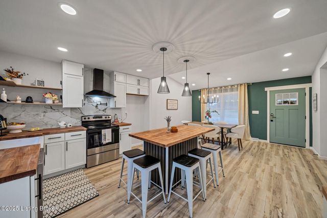 1601 Birch Ct, Radcliff, KY 40160