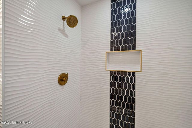 1601 Birch Ct, Radcliff, KY 40160