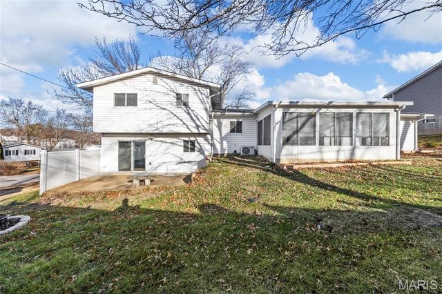 11164 De Malle Drive, Unincorporated, MO 63146