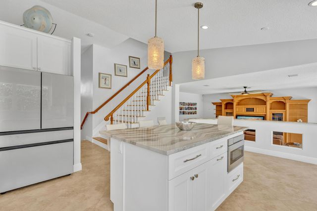 10823 Tea Olive Lane, Boca Raton, FL 33498
