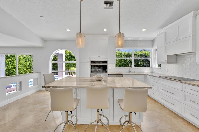 10823 Tea Olive Lane, Boca Raton, FL 33498