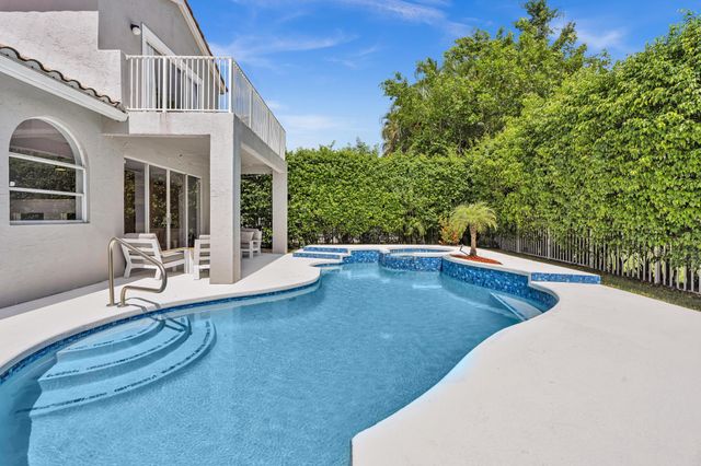10823 Tea Olive Lane, Boca Raton, FL 33498