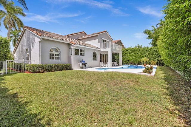 10823 Tea Olive Lane, Boca Raton, FL 33498