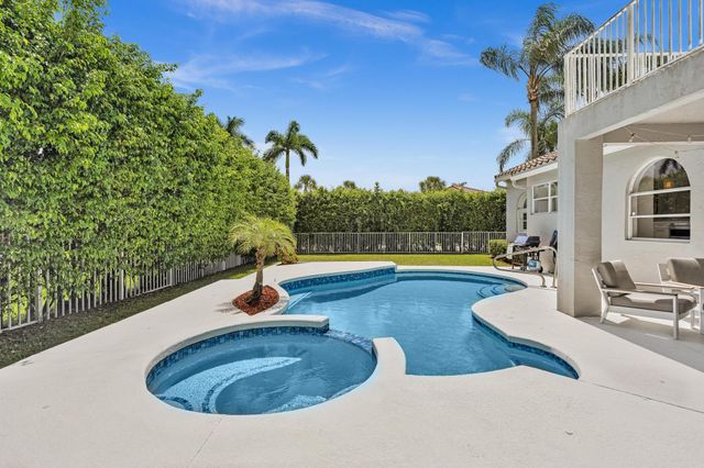 10823 Tea Olive Lane, Boca Raton, FL 33498