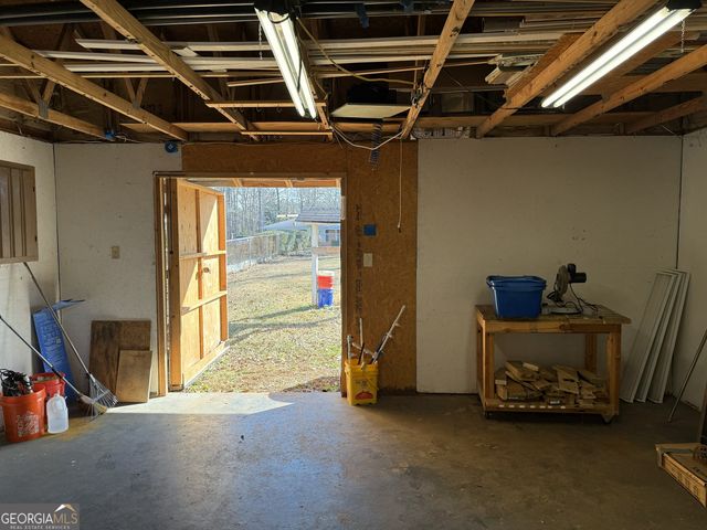 424 Johnson Drive, Stone Mountain, GA 30087