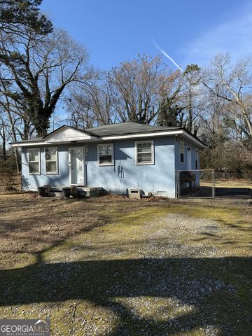 424 Johnson Drive, Stone Mountain, GA 30087